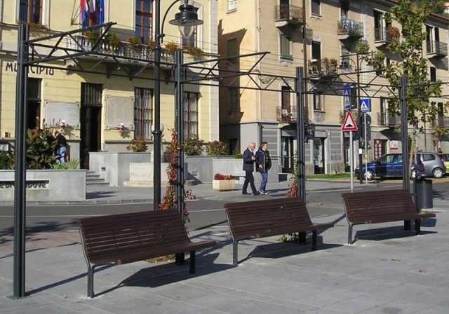 euroform w - arredo urbano - coperture in metallo per spazi pubblici- pensiline in metallo per parchi e giardini - Via Verde A