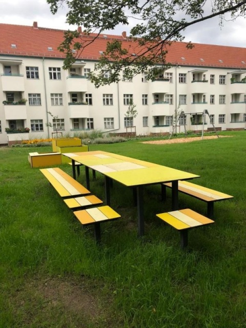 euroform w - street furniture - planters and big planter in backyard in Berlin - colourful picnic set in Berlin
