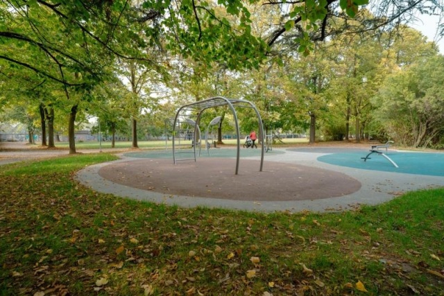 euroform w - Norwell - Outdoor Fitness für öffentliche Plätze - Fitnessgeräte für draußen in Stadtpark