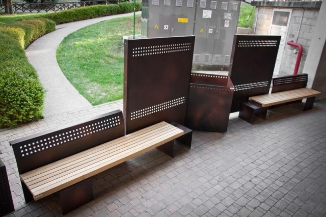 euroform w - street furniture - robust bench made of high-quality metal and wood for urban spaces - wooden seating for outdoors - high-quality designer street furniture