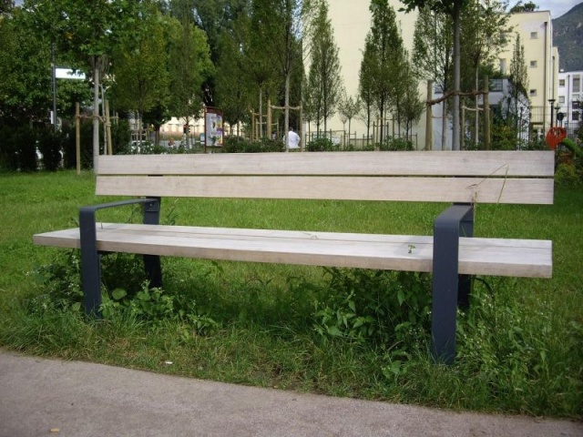 euroform w - street furniture - robust bench made of high quality wood for urban spaces - minimalist wooden seating for outdoors - high quality designer street furniture - hardwood bench for public parks