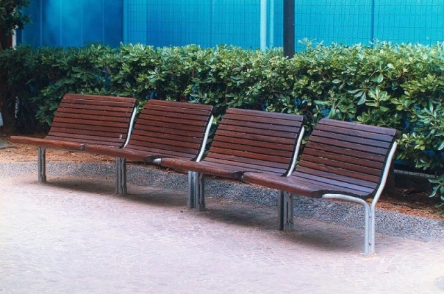 euroform w - street furniture - robust bench made of high-quality wood for urban spaces - minimalist wooden seater for outdoors - high-quality designer street furniture - modular circular bench made of wood