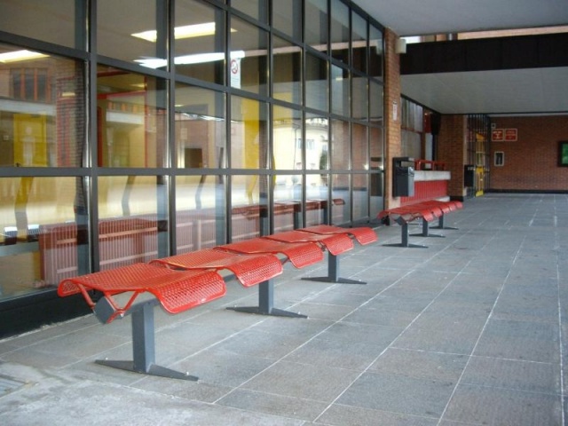 euroform w - street furniture - robust bench made of high-quality metal for urban spaces - minimalist metal seating for outdoors - high-quality designer street furniture - Domino metal seater