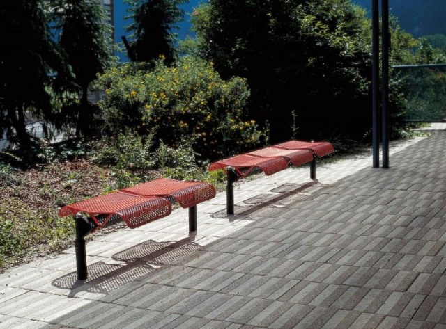 euroform w - street furniture - robust bench made of high-quality metal for urban spaces - minimalist metal seating for outdoors - high-quality designer street furniture - Domino metal seater