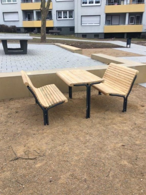 euroform w - Street furniture - Hardwood bench and table for public park - Outdoor park table with benches - Contour hardwood table for public space