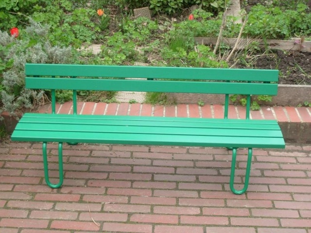 euroform w - arredo urbano - panchina in legno colorata per bambini - tavolo da picnic per bambini per lo spazio urbano - set da picnic per bambini