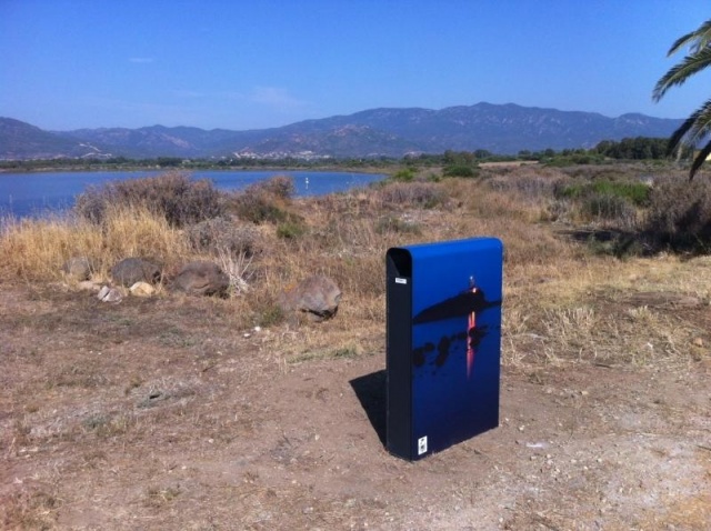 euroform w - street furniture - robust minimalist litter bin made of high quality steel for urban open spaces - Band litter bin for waste separation in city centres