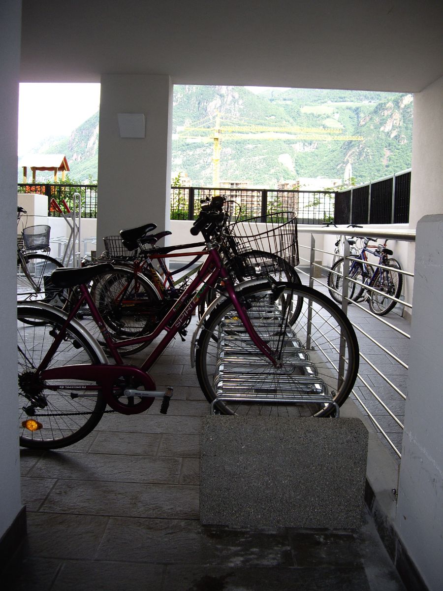 bike rack suitable for all types of bicycles hot dip galvanized