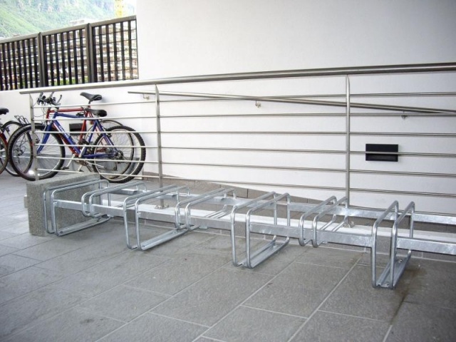 euroform w - street furniture - sturdy metal an concrete bike rack - Basic 196L bike storage