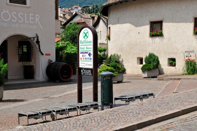 euroform w - street furniture - sturdy bike rack made of wood and metal - Basic 196 bike storage