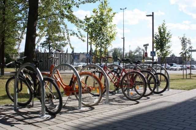 euroform w - street furniture - minimalist metal bike rack - minimalist metal bollard - metal barrier system - Arco