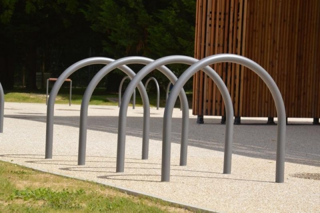 euroform w - street furniture - minimalist metal bike rack - minimalist metal bollard - metal barrier system - Arco