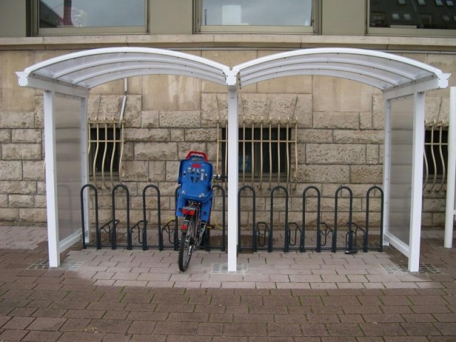 euroform w - street furniture - bike rack with shelter in a residential complex in South Tyrol - Galleria Metal and glass shelter - velostation for cities