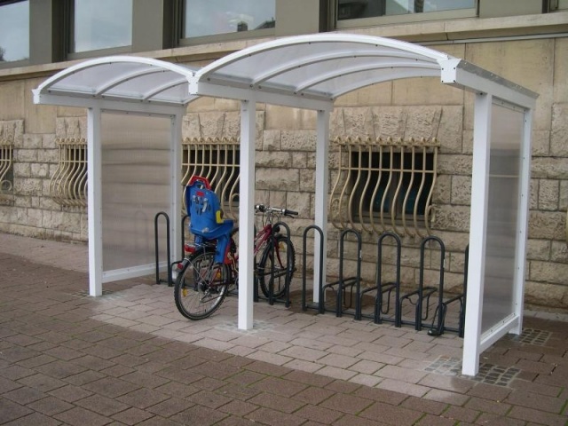 euroform w - street furniture - bike rack with shelter in a residential complex in South Tyrol - Galleria Metal and glass shelter - velostation for cities