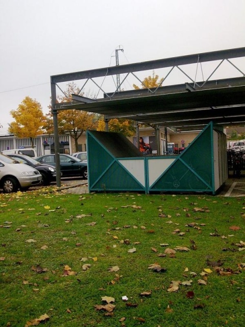 euroform w - street furniture - bike box with charging station and lock - bike storage with locking system for bike sharing - bike box for bikes, scooters, prams - Silhouette bike shelter for train stations