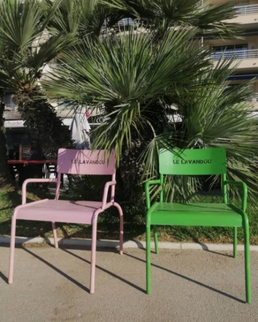 euroform w - street furniture - colourful chairs and seatings made of metal with a view of the sea - colourful chairs along the promenade in Le Lavandou on the Cote d