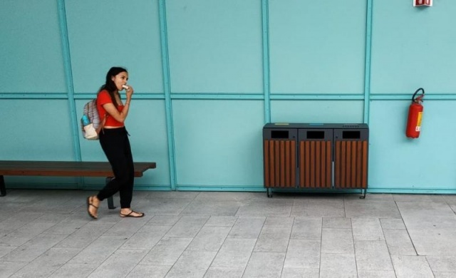 euroform w - Street furniture - Bench made of wood in shopping mall in Florence - Waste bin for waste separation for public space - customized street furniture