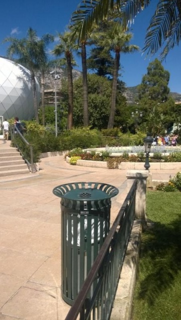 euroform w - urban furniture - litter bins at city centre in Monaco - ashtrays in streets of France - Tulip