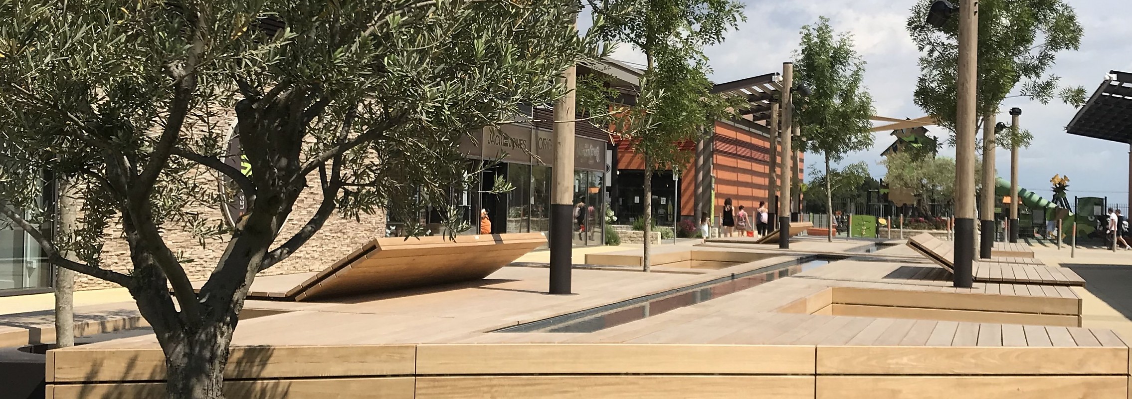 euroform w - arredo urbano - isola di seduta - isola modulare di seduta