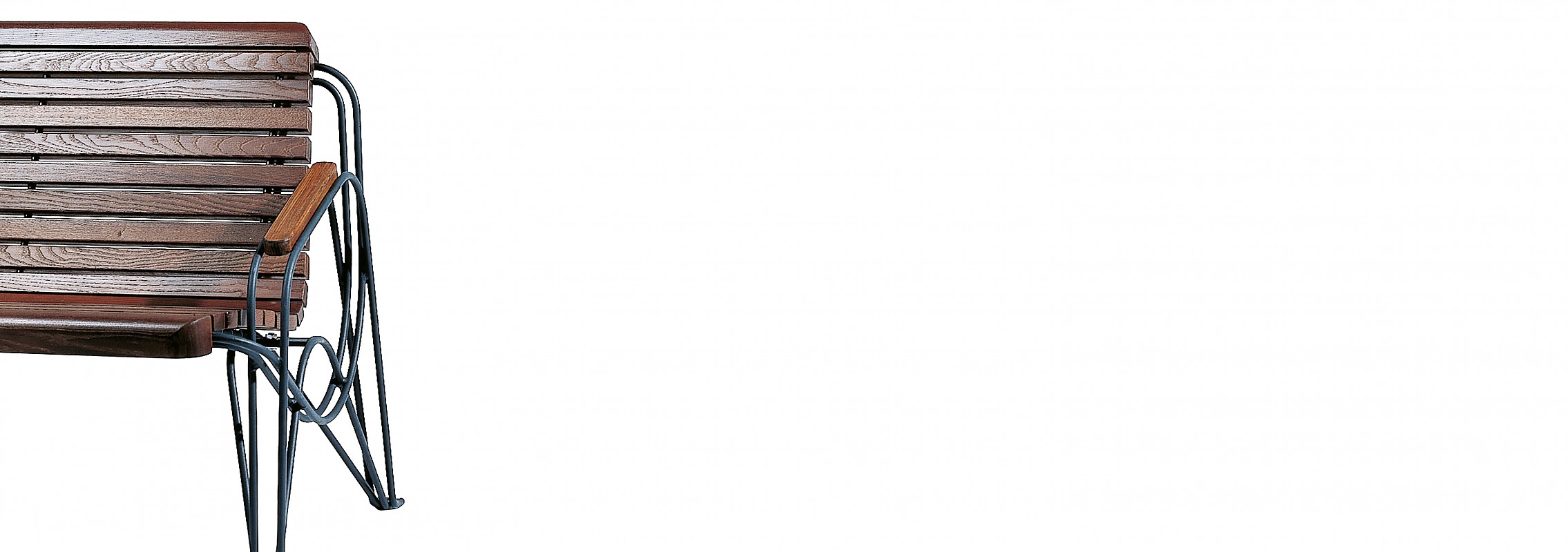 euroform w - Stadtmobiliar - Sitzbank Holz - Ambiente