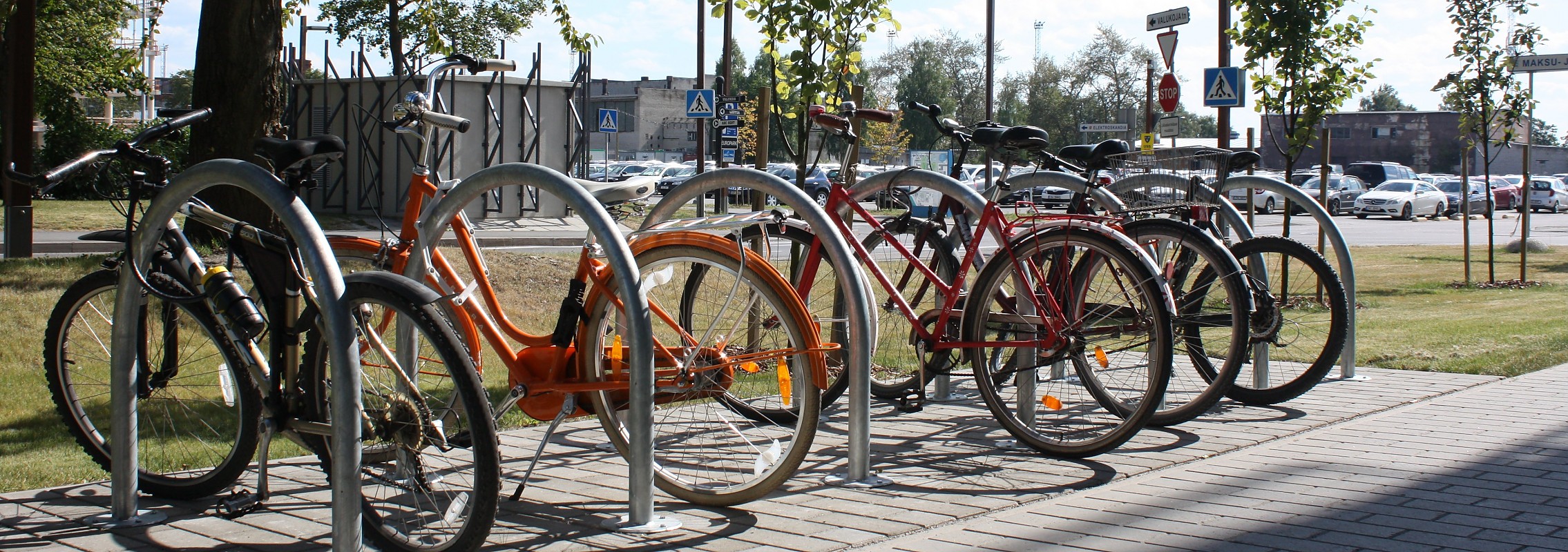 euroform w - urban furniture - bike racks - Arco