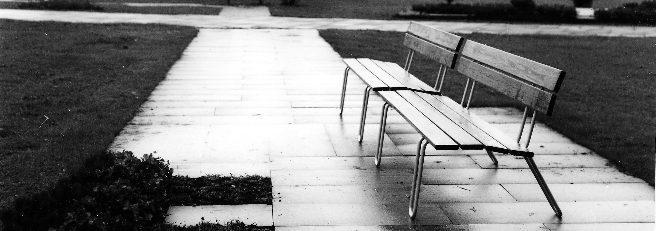 euroform w - urban furniture - park bench wood - seating - Classic