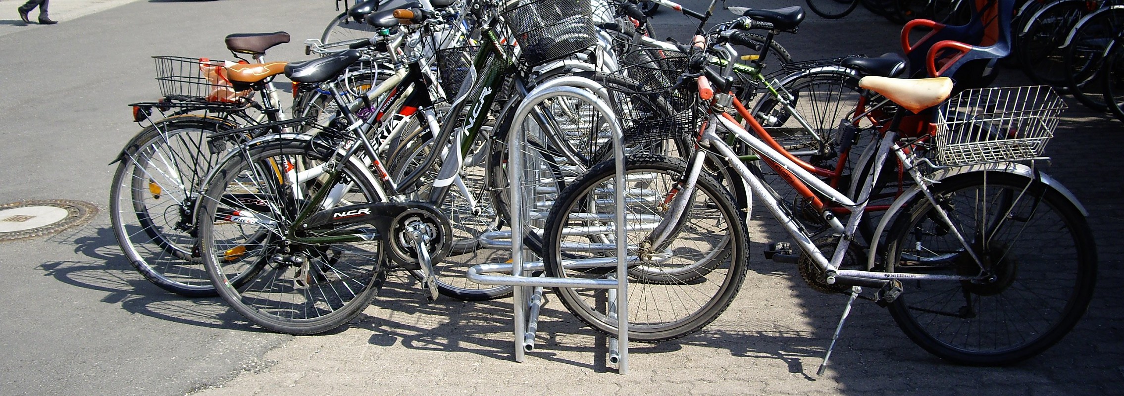 euroform w - urban furniture - bike racks - Elegance