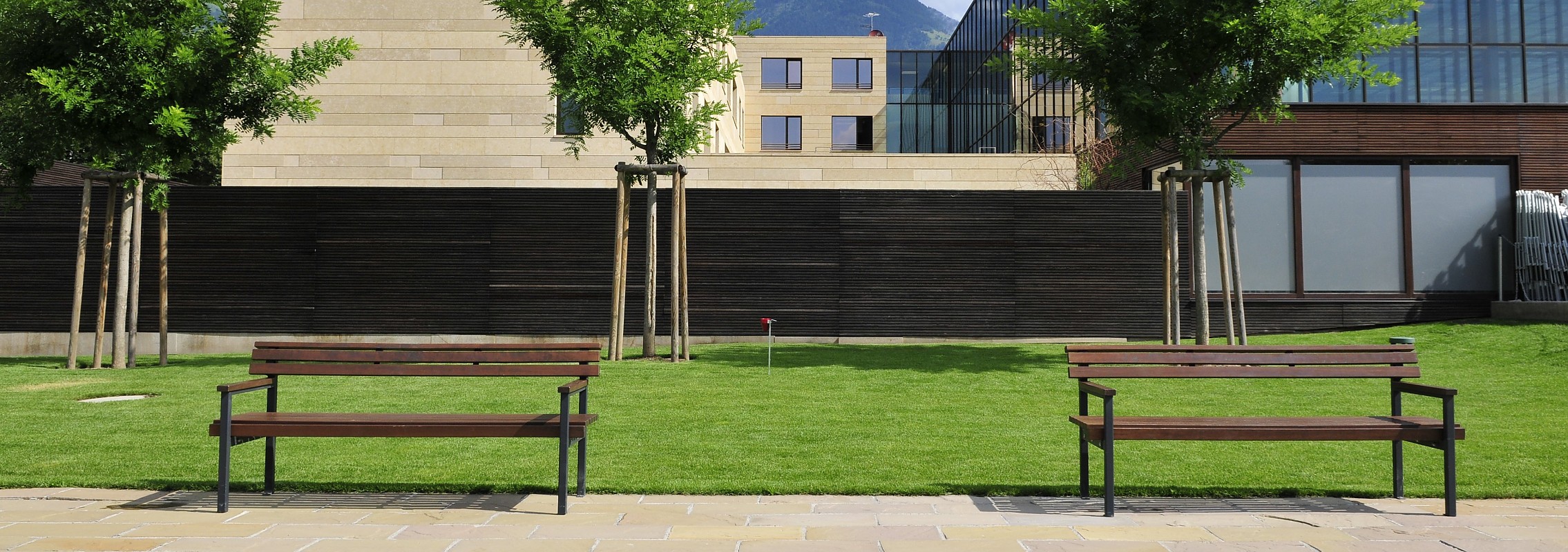 euroform w - urban furniture - park bench wood - seating - Quattro