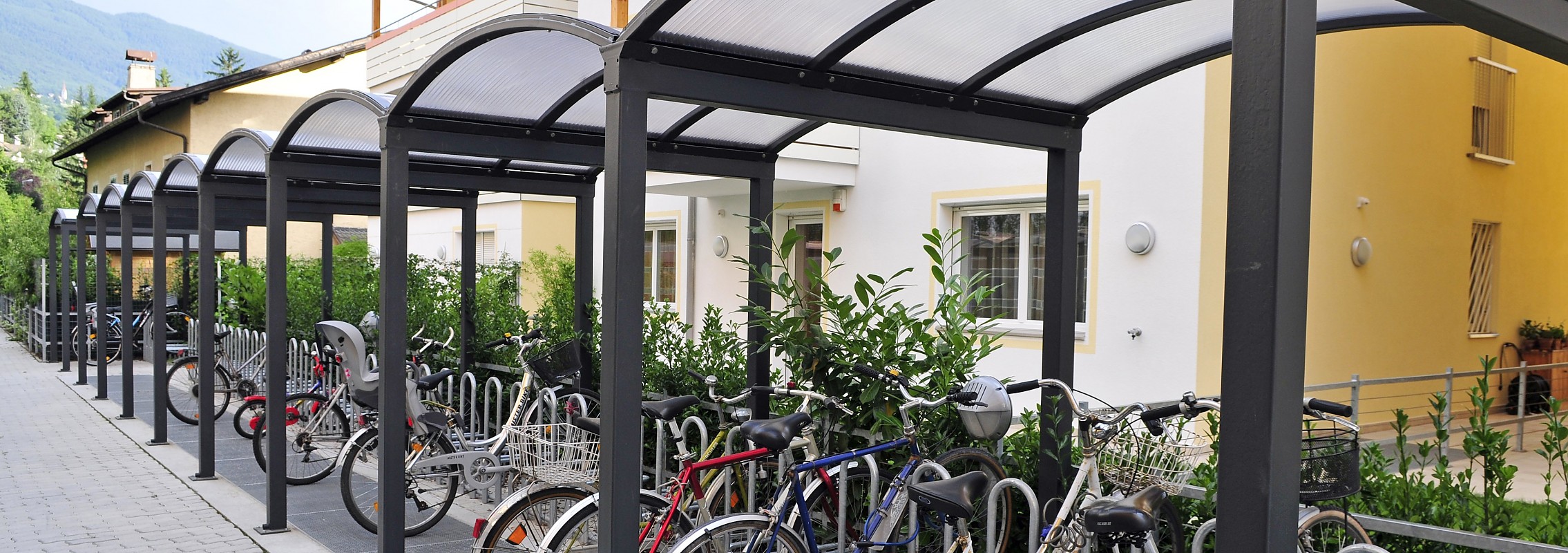 euroform w - urban furniture - bike shelter - bike racks - Galleria