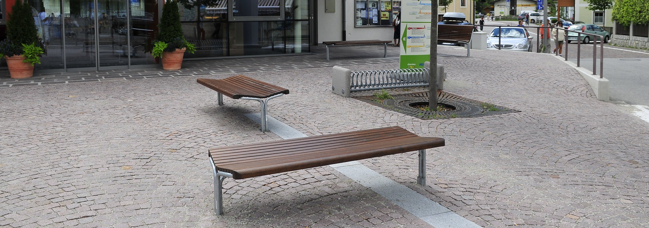 euroform w - urban furniture - park bench wood - seating - Contour 324