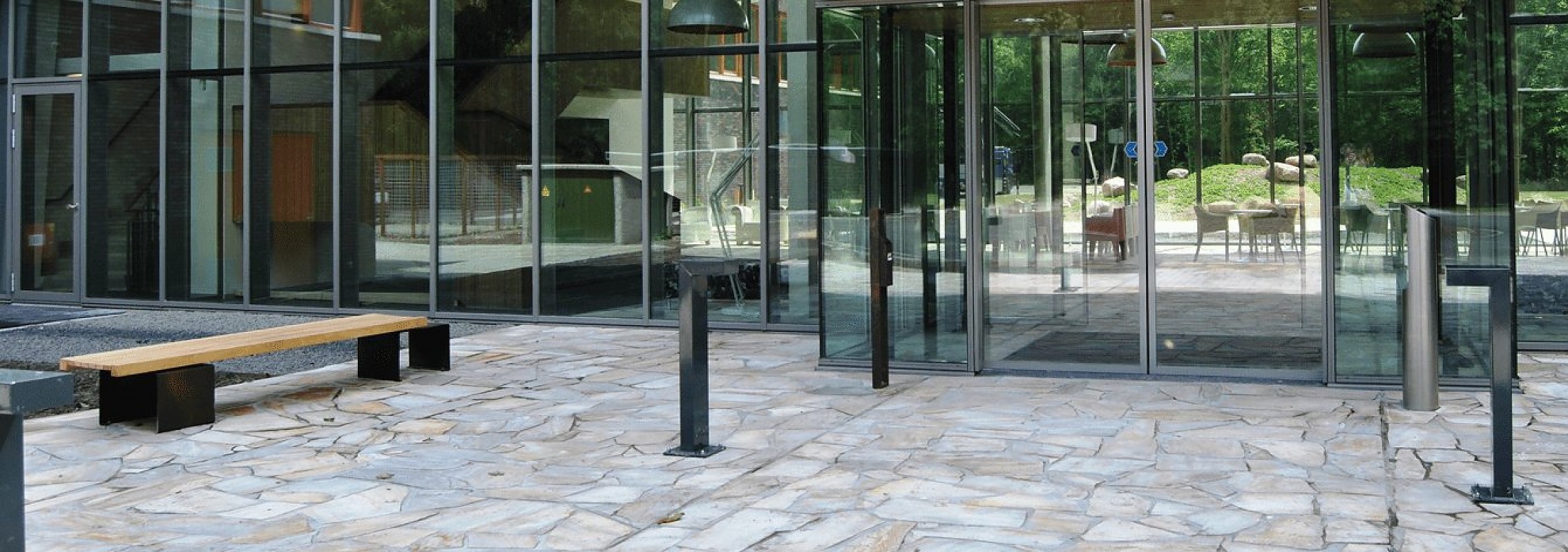 euroform w - Stadtmobiliar - Sitzbank Holz - Linea 387