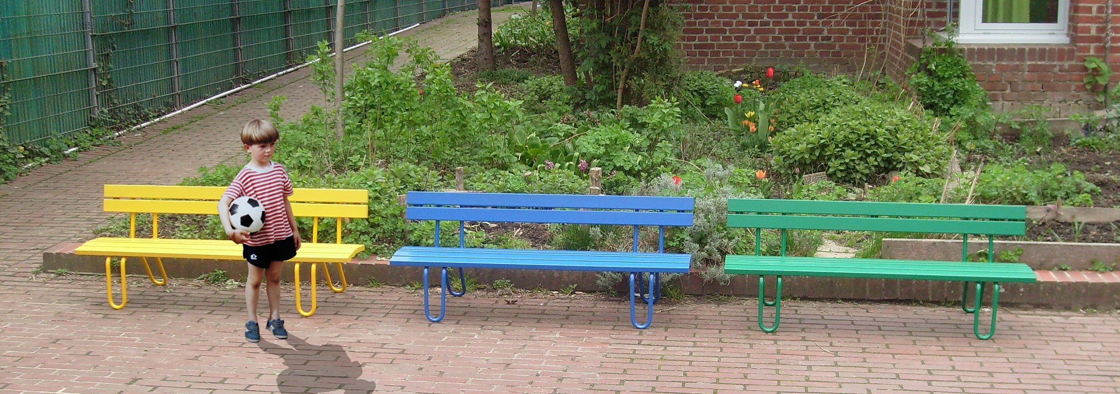 euroform w - Stadtmobiliar - Piknik Tisch Kinder - Sitzbank Holz - Mini pic-Nic