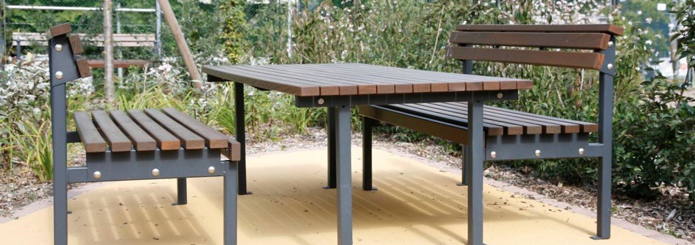 euroform w - urban furniture - pic nic set - table - Quattro - park bench wood