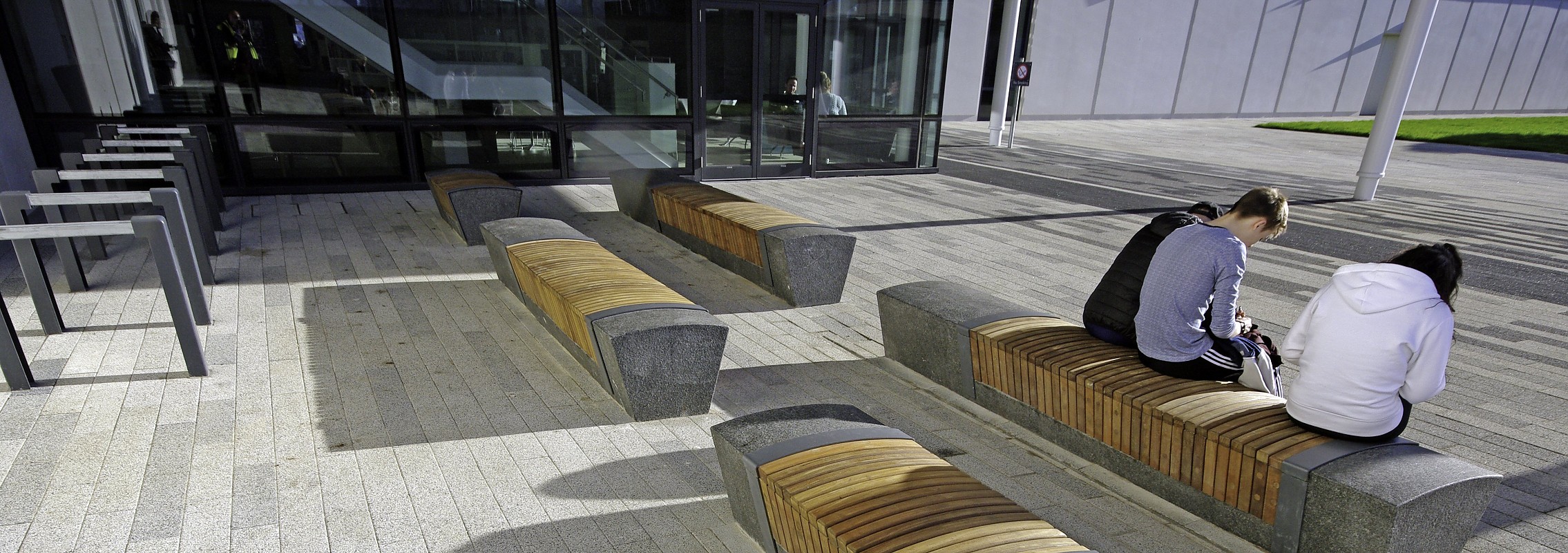 euroform w - arredo urbano - panchina legno - sedute