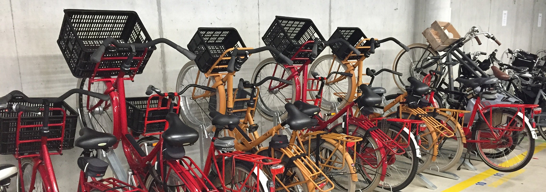 euroform w - arredo urbano - deposito bici - velostazione - ciclostazione - parcheggio bici a due piani