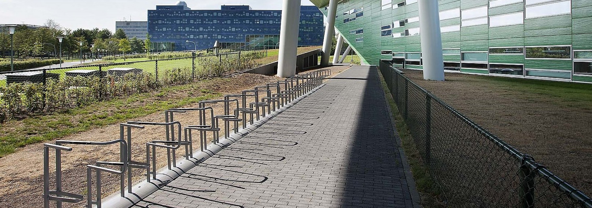 euroform w - Stadtmobiliar - Fahrradständer - Doppelstockparker - velostazion
