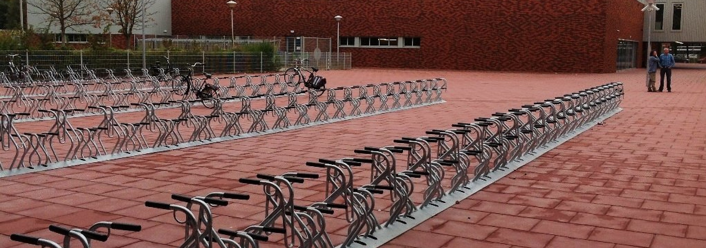 euroform w - Stadtmobiliar - Fahrradständer - Doppelstockparker - velostazion