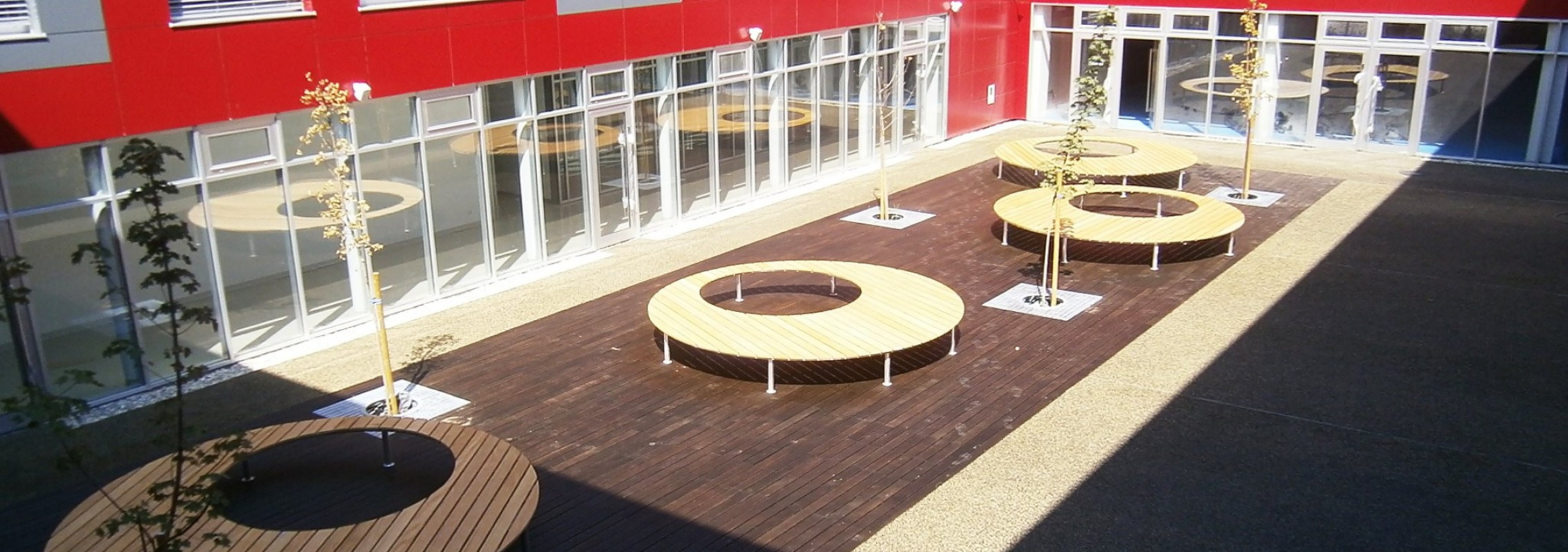 euroform w - arredo urbano - panchine legno - sedute - isola di seduta